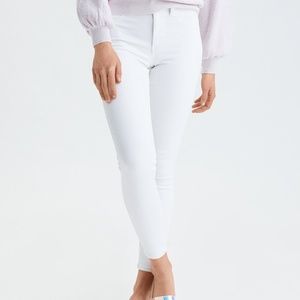 AE Super Stretch White Jeans